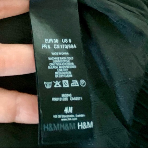 M By Madonna For H&M Zip Up Satin Jacket Size 8 - Picture 6 of 8